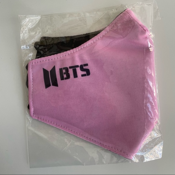 Sealed Unofficial BTS/BT21 face mask - Picture 2 of 2